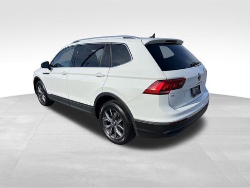 Used 2022 Volkswagen Tiguan SE image 5