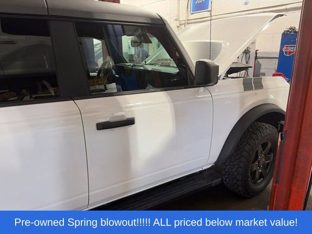 Used 2024 Ford Bronco Black Diamond AWD/4WD image 4
