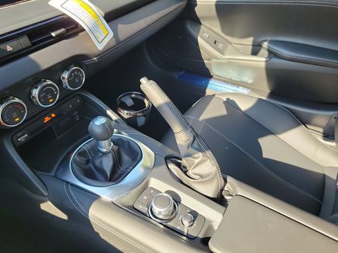 New 2026 MAZDA MX-5 Miata RF Grand Touring RWD image 33