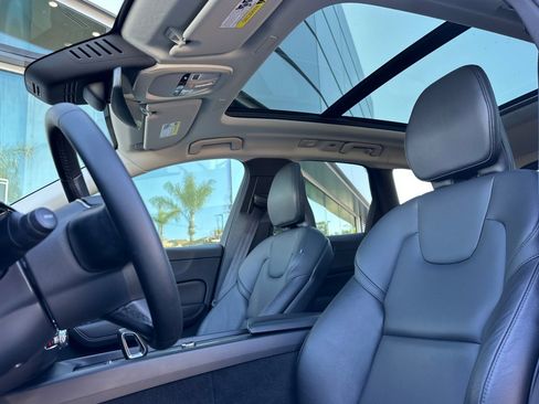 Used 2023 Volvo XC60 T8 Core image 5