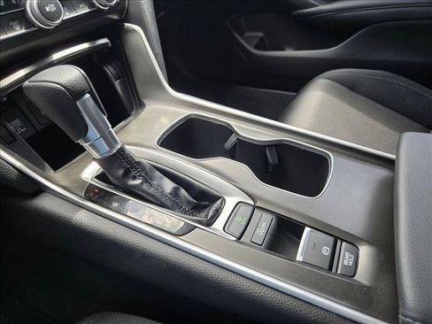 Used 2022 Honda Accord LX image 14