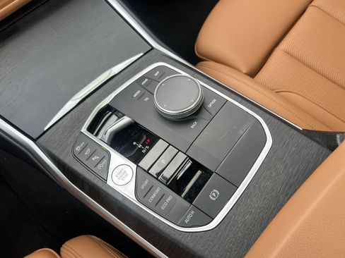 Used 2023 BMW 330i Sedan w/ Premium Package RWD image 26