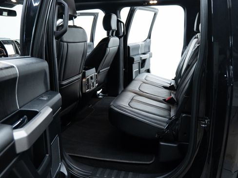 Used 2019 Ford F150 Platinum w/ Technology Package image 22