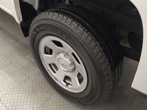 Used 2021 Chevrolet Colorado W/T w/ WT Convenience Package image 31