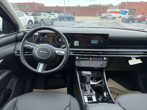 New 2025 Hyundai Tucson SEL image 20
