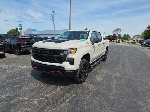 New 2026 Chevrolet Silverado 1500 Custom Trail Boss AWD/4WD image 3