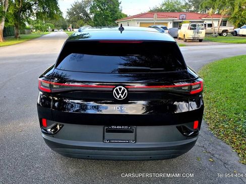 Used 2024 Volkswagen ID.4 2WD image 10