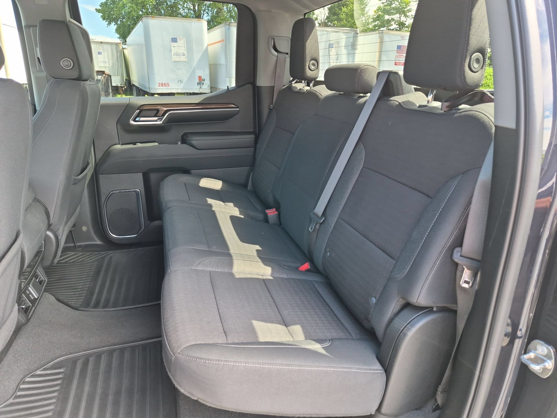 Certified 2024 Chevrolet Silverado 1500 LT AWD/4WD image 25