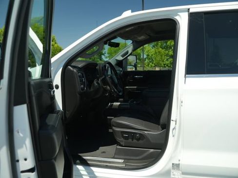 Used 2021 Chevrolet Silverado 1500 LTZ w/ Technology Package AWD/4WD image 13