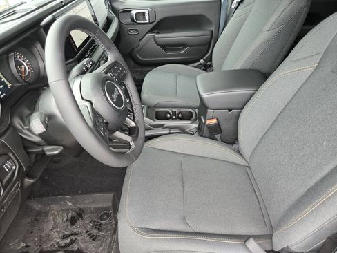 New 2025 Jeep Gladiator Mojave AWD/4WD image 7