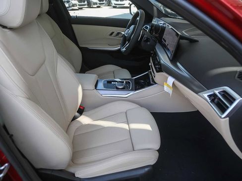 Used 2025 BMW 330i xDrive Sedan image 13
