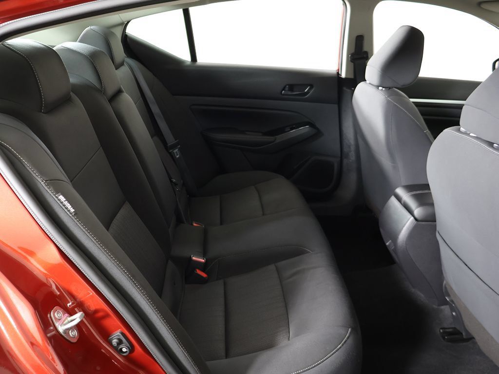 Used 2023 Nissan Altima 2.5 SV AWD/4WD image 31