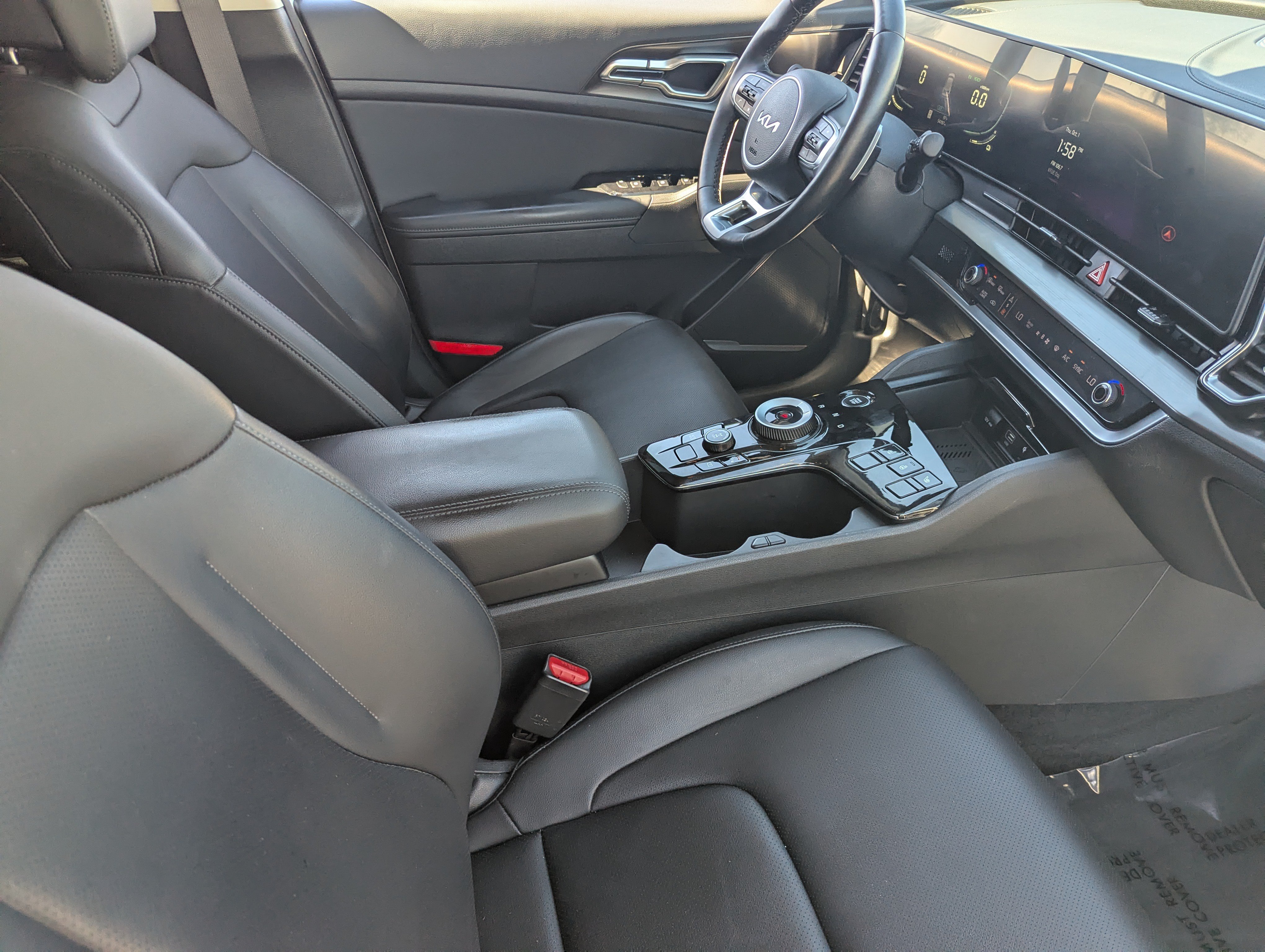 Certified 2023 Kia Sportage EX AWD/4WD image 11