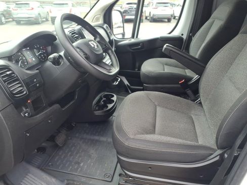 Used 2023 RAM ProMaster 2500 image 5
