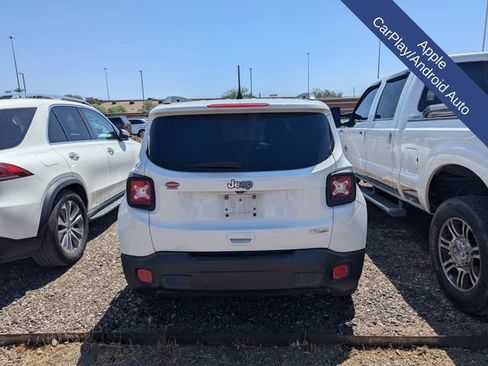Used 2018 Jeep Renegade Latitude FWD image 8