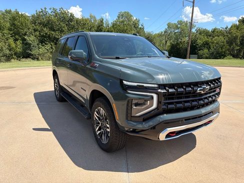 Used 2026 Chevrolet Tahoe Z71 w/ Z71 Off-Road Package AWD/4WD image 3