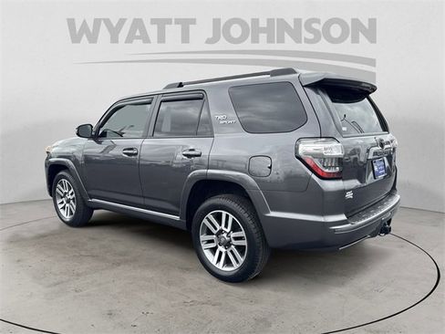 Used 2022 Toyota 4Runner TRD Sport image 3