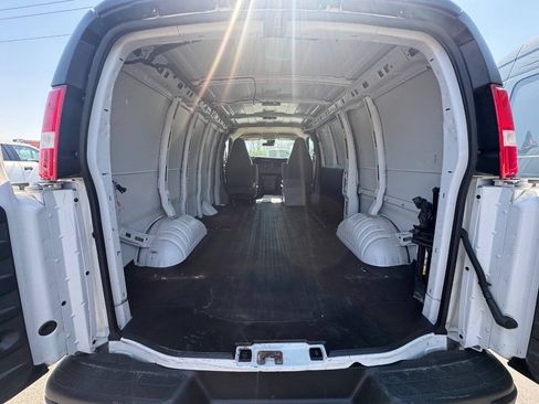 Used 2020 Chevrolet Express 2500 w/ Safety Package RWD image 17