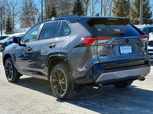 Used 2025 Toyota RAV4 XSE image 6