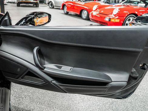 Used 2012 Ferrari 458 Italia Coupe image 32