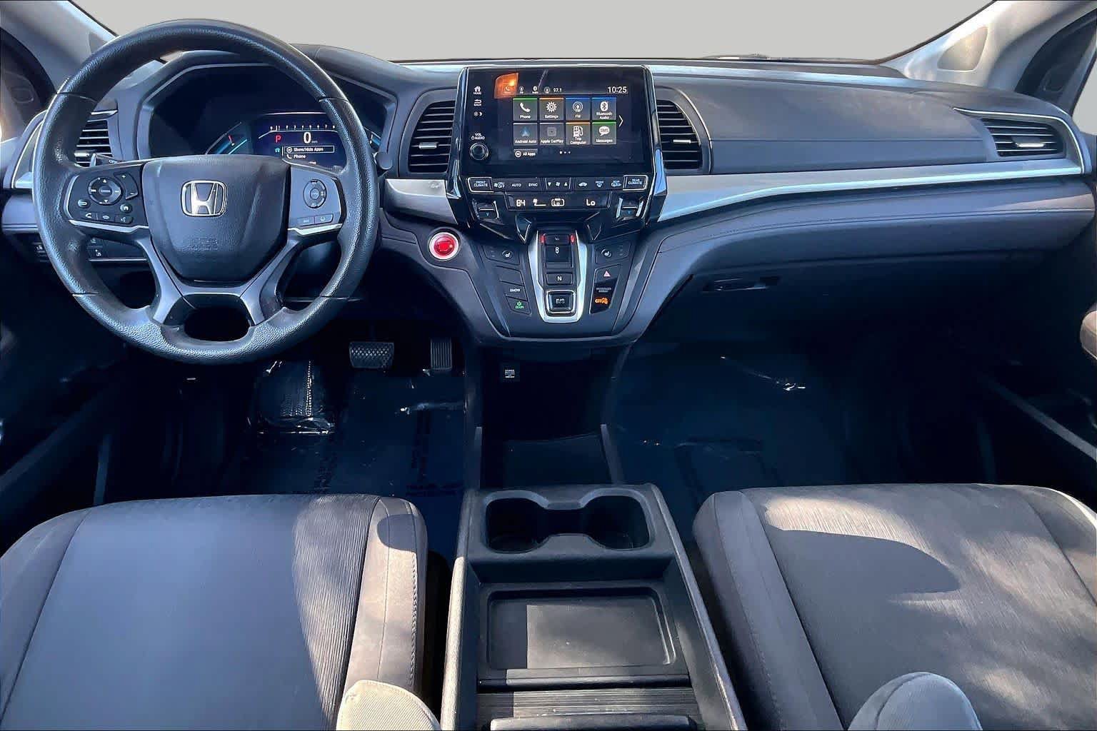 Used 2018 Honda Odyssey EX image 16