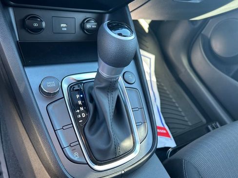 Used 2023 Hyundai Kona SEL w/ Cargo Package image 28