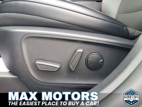 Certified 2025 Ford Escape ST-Line image 16