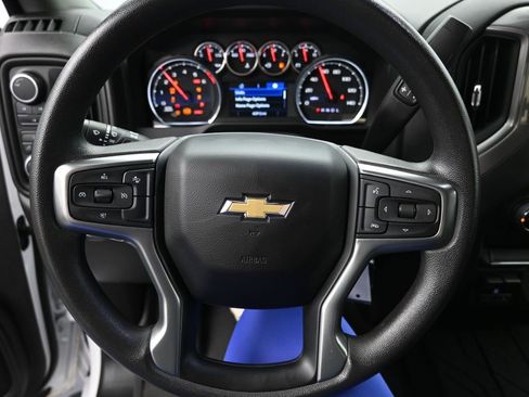 Used 2023 Chevrolet Silverado 2500 Custom w/ Custom Value Package image 14