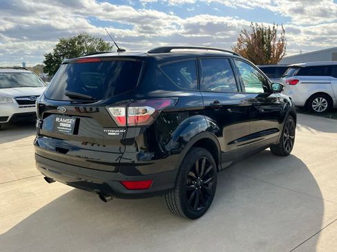 Used 2017 Ford Escape Titanium image 6