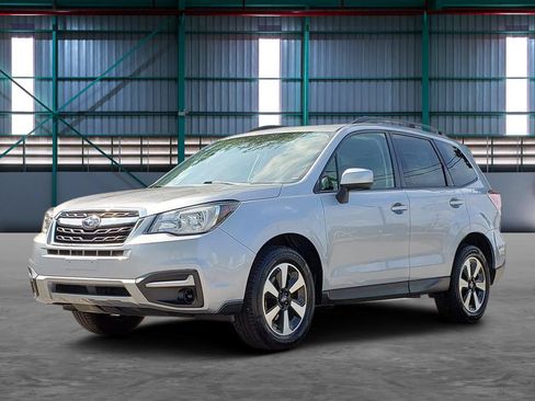 Used 2018 Subaru Forester 2.5i Premium w/ Popular Package #2A AWD/4WD image 1