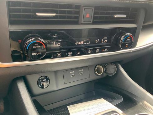 New 2026 Nissan Rogue SV image 17