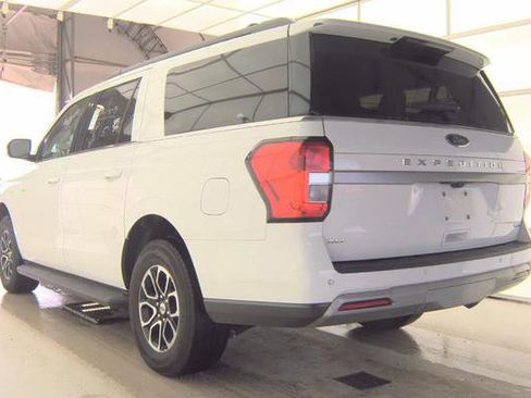 Used 2024 Ford Expedition Max XLT image 21