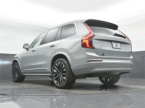 New 2026 Volvo XC90 B6 Plus w/ Protection Package Premier image 44