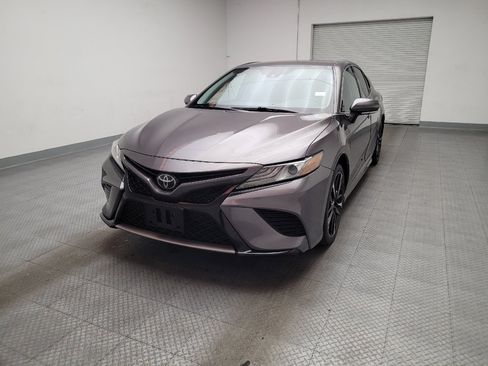 Used 2019 Toyota Camry XSE FWD image 15