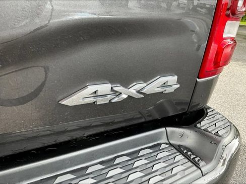 Used 2024 RAM 2500 Laramie AWD/4WD image 27