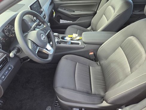 New 2026 Nissan Altima 2.5 SV FWD image 12
