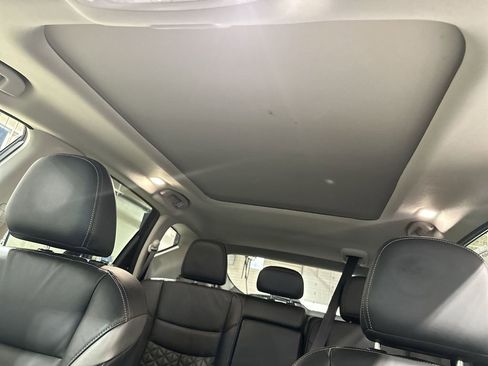 Used 2023 Nissan Murano Platinum w/ Cargo Package image 16