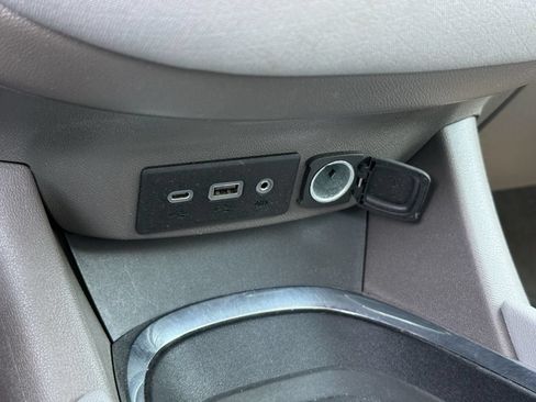 Used 2025 Chevrolet Malibu LT FWD image 19
