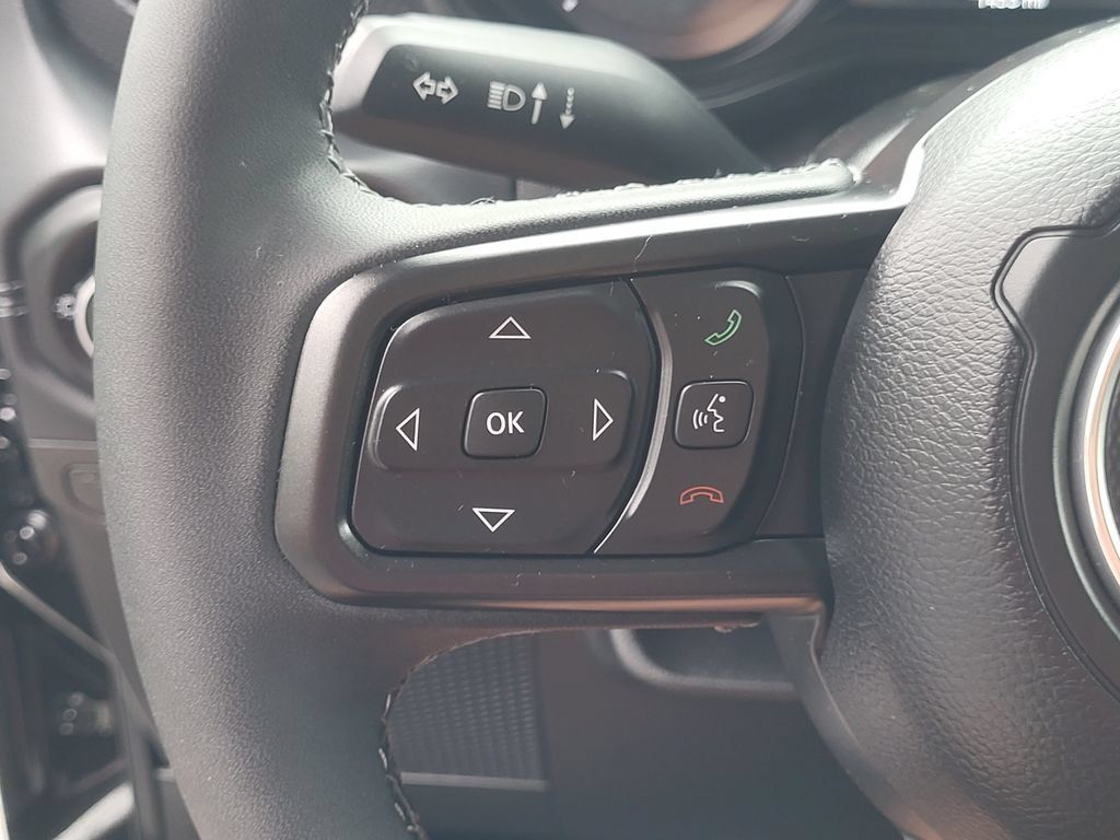 Used 2026 Jeep Wrangler Rubicon AWD/4WD image 20