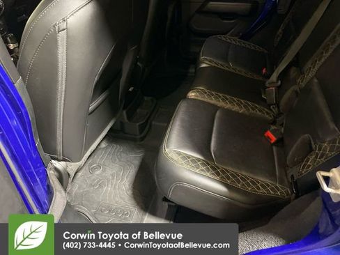 Used 2020 Jeep Wrangler Unlimited Sahara image 22