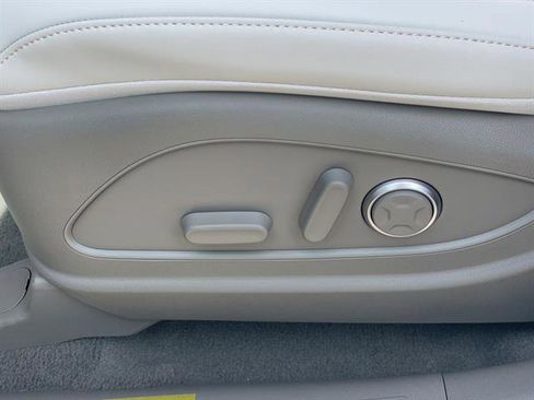 New 2026 Hyundai Palisade SEL Premium FWD image 18