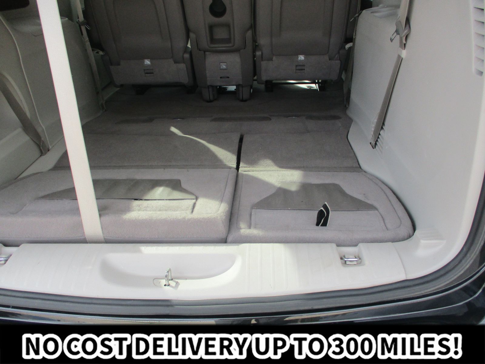 Used 2018 Chrysler Pacifica Touring-L Plus w/ Advanced Safetytec Group FWD image 13