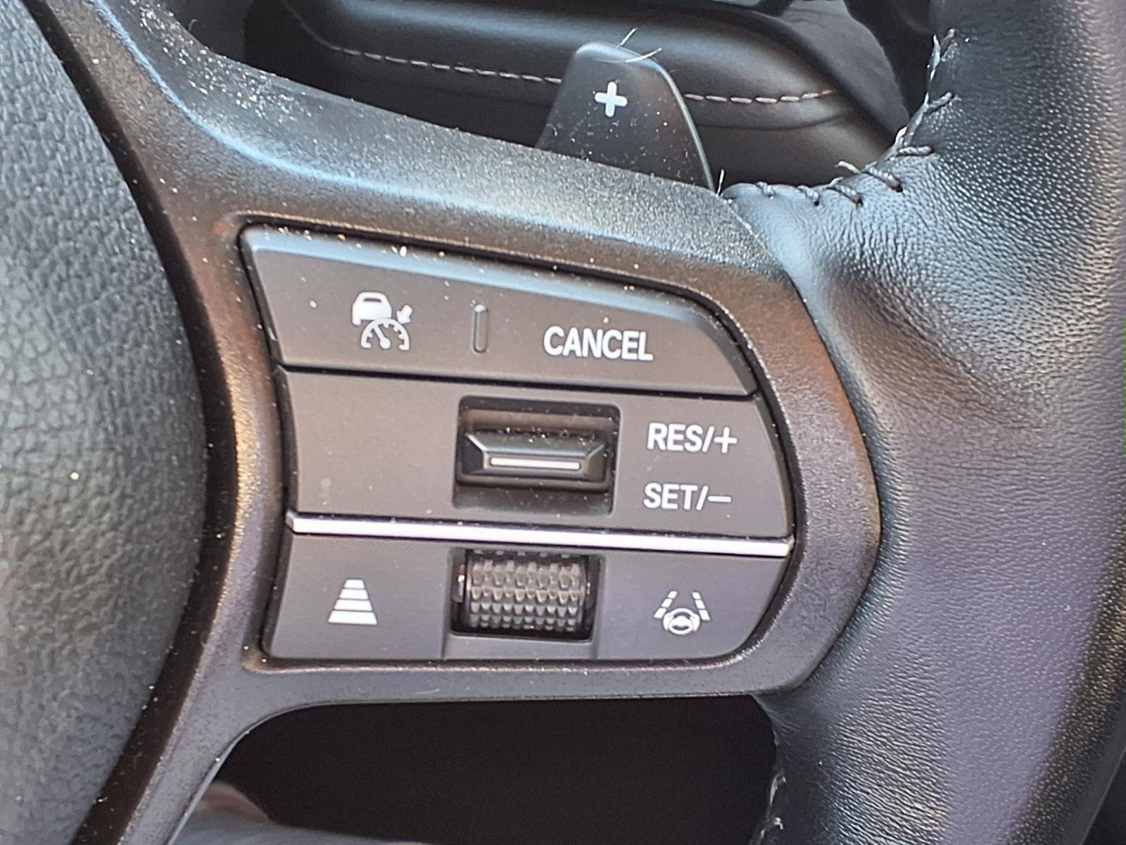 Used 2016 Honda Pilot Touring image 7