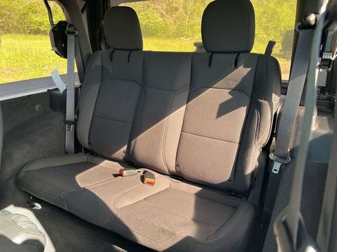 Used 2023 Jeep Wrangler Sport AWD/4WD image 25