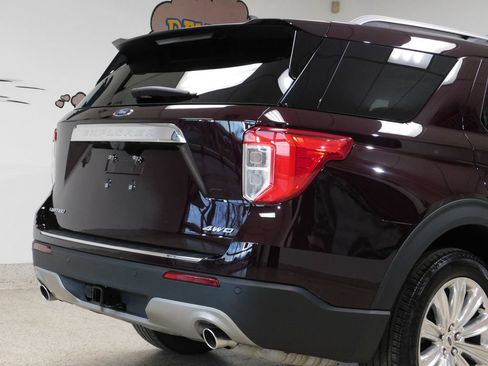 Used 2023 Ford Explorer Limited w/ Class IV Trailer Tow Package AWD/4WD image 91