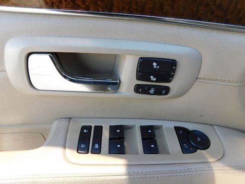 Used 2007 Cadillac SRX w/ Utility Package image 11