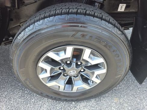 Certified 2023 Toyota Tacoma SR image 6