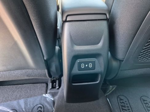 New 2026 Hyundai Venue SEL FWD image 14