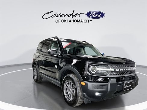 Used 2025 Ford Bronco Sport Big Bend w/ Convenience Package image 2