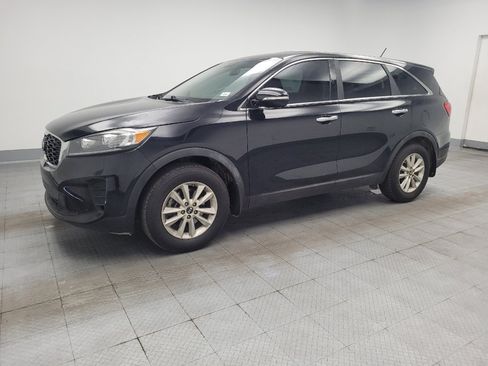 Used 2019 Kia Sorento FWD image 2